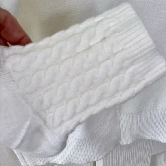 Simplee White Pom Pom Knit Sweater Chic Textured Cozy Winter Pullover. - Picture 5 of 8